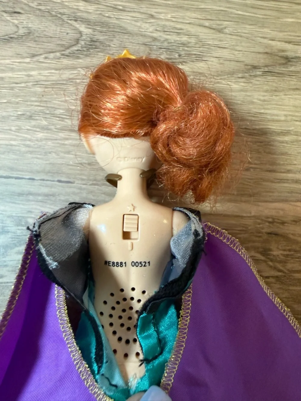 Frozen 2 Singing Elsa Anna Doll Set